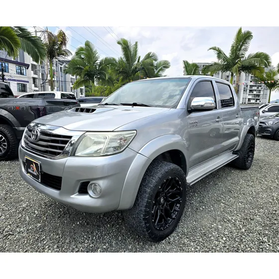 Toyota Hilux 2015 3.0 Srv