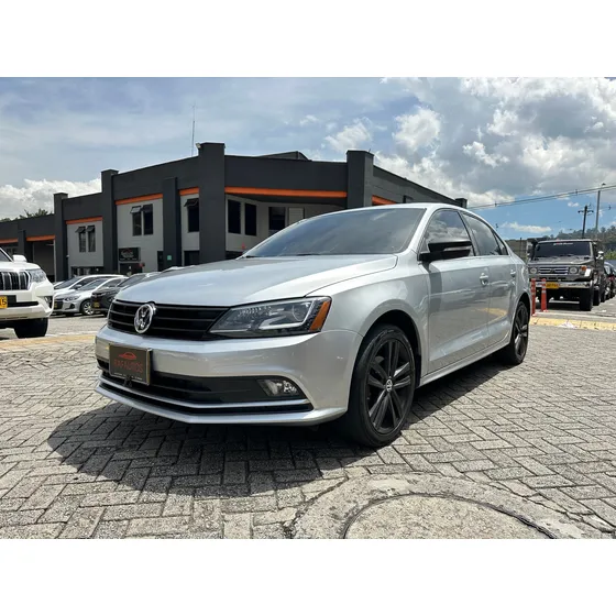 Volkswagen Jetta New Jetta 2.500cc