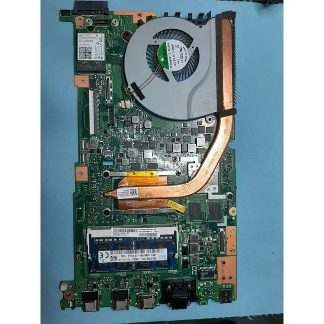 Tarjeta Madre Asus Insignia I7 940 4gb 8gb Ram Q552ub Dañada
