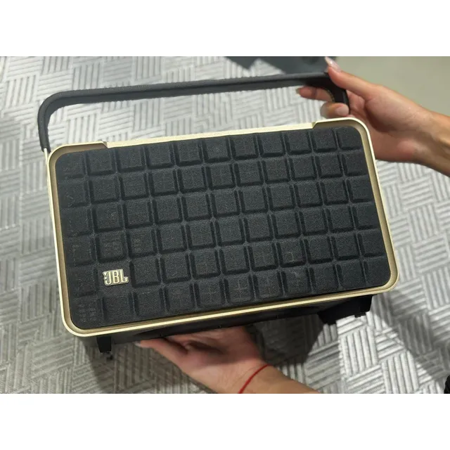 Corneta Jbl Authentics 300 Usada Como Nueva
