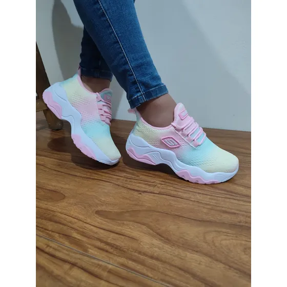 Zapatos Deportivos Para Dama Tipo Media Livianos
