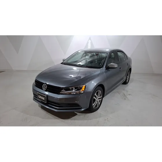 Volkswagen Jetta 2.0 Live Mt
