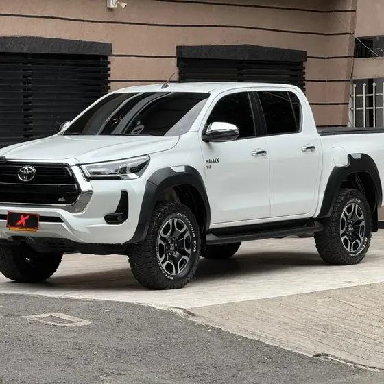 Toyota Hilux 2023 4.0