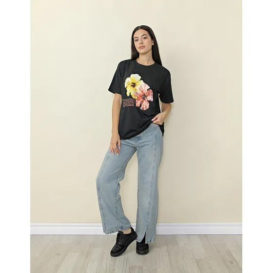 Remera The Rock Moom Oversize Flores Negro Unisex