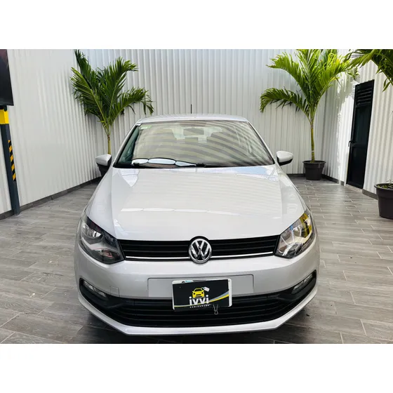 Volkswagen Polo 1.6 L4 Sound Tiptronic At