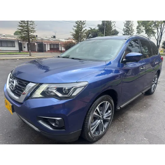 Nissan Pathfinder Exclusive 3.5 Aut 4x4 Techo Panoramico