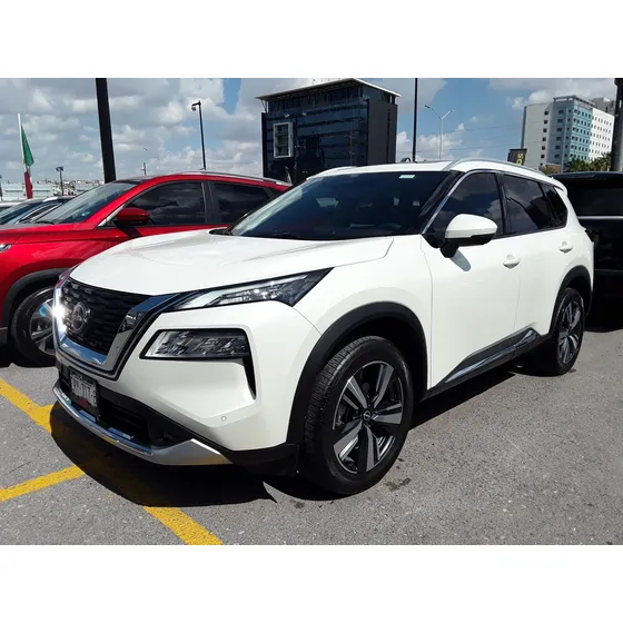 Nissan X-trail 2.5 Platinum Plus 3 Row Cvt