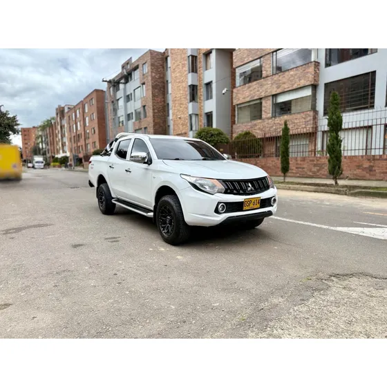 Mitsubishi L200 2.5 Diesel 4x4