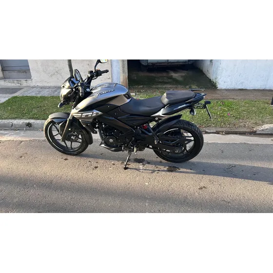 Rousser Ns 200 2023