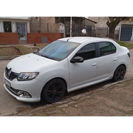 Renault Logan 1.6 Privilege Plus 105cv