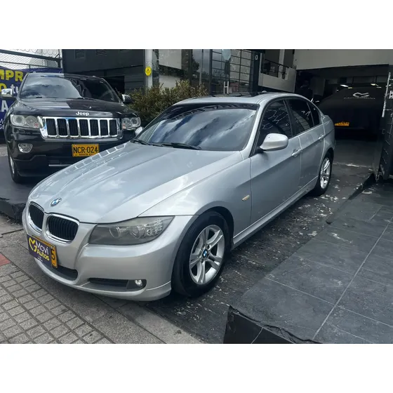 BMW Serie 3 2011 2.0 318i E90 Lci