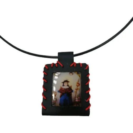 Escapularios Santo Niño De Atocha Y Otros