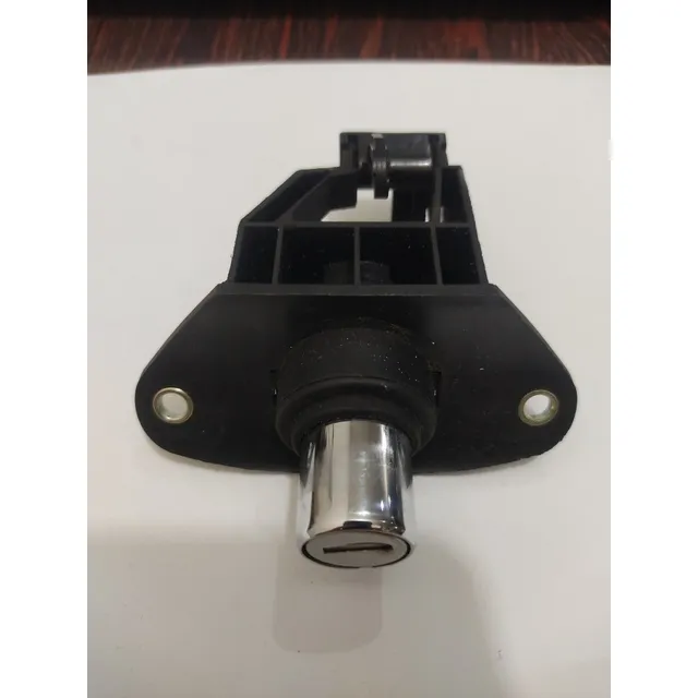 Cilindro De Maleta Chevrolet Corsa Sedan 97/03 Usado/orig.
