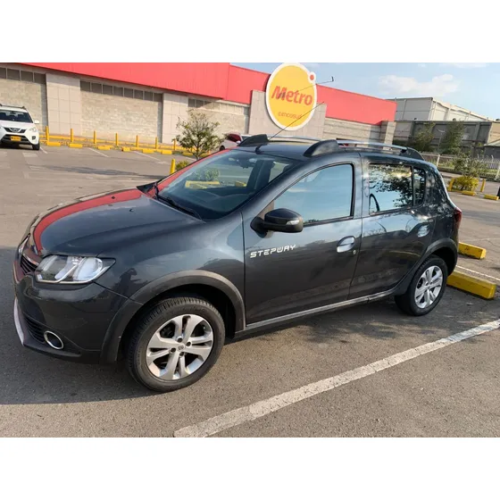 Renault Stepway 1.6 Expression / Zen