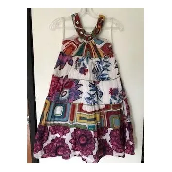 Vestido, Talla 9/10, Estampado Con Flores Usado