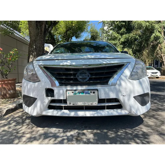 Nissan V-drive 1.6 Mt A/c Audio