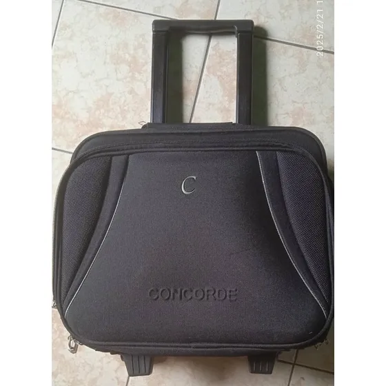 Bolso Concorde Genérico  Laptop 15.6 Tipo Maletín Con Ruedas