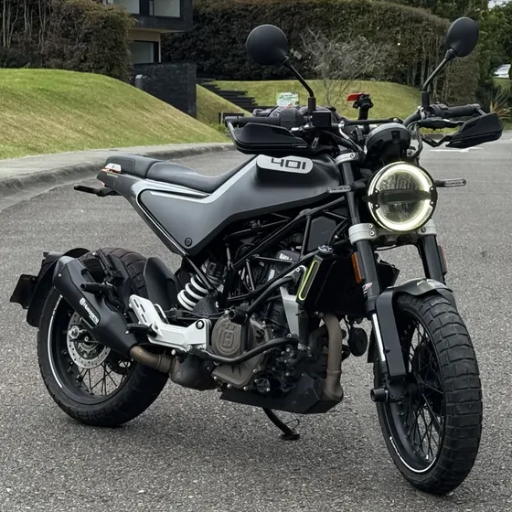 Husqvarna Svartpilen 401