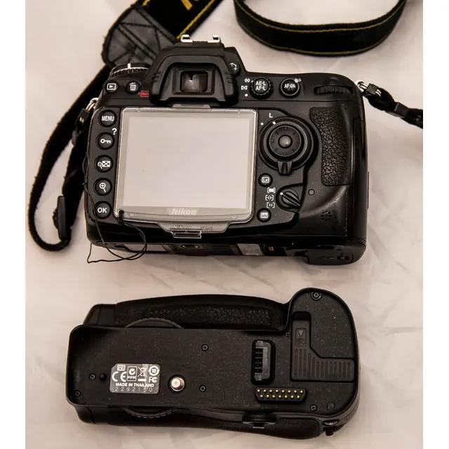 Nikon D-300s + Accesorios_ Muy Completa!!!  173.200 Disparos