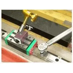 Guia Lineal Carrile Hgr20-1900mm Bloque