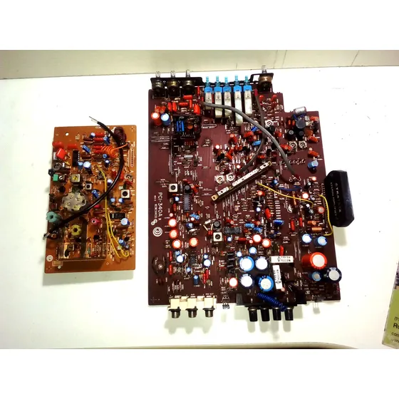 Placas Do Receiver Gradiente Mod. Cs 34. Bege
