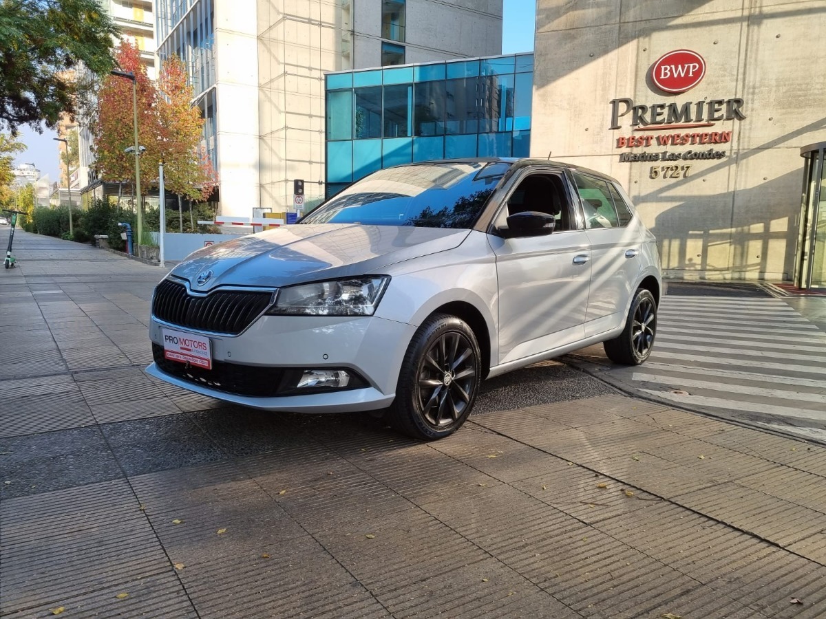 Skoda Fabia 2019 Turbo Unico Dueño Mecanico Full Credito