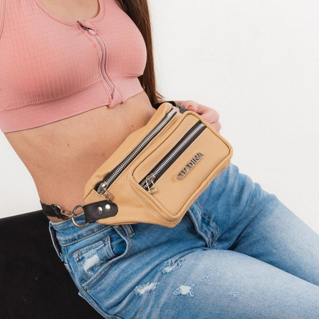 Riñonera Mujer Eco Cuero Tiras Regulables Citadina Balbina Color Beige Diseño De La Tela Lisa Riñonera Mujer Eco Cuero Tiras Regulables Citadina Balbina Color Beige Diseño De La Tela Lisa