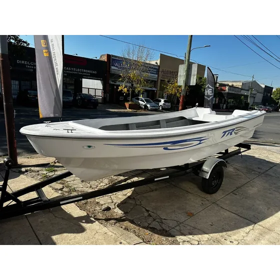 Lancha Trakker 620 Pescador Piso Salpicado Con Herraje
