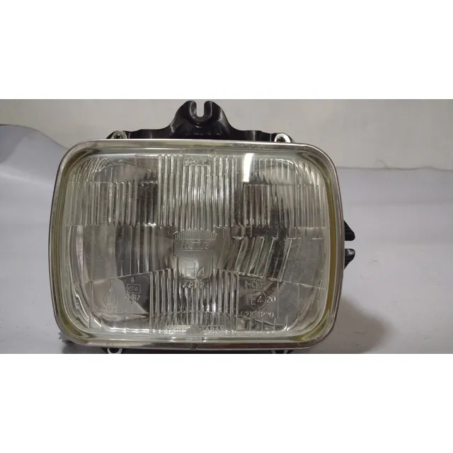 Faro Derecho Toyota Hilux 22r 1997-2001