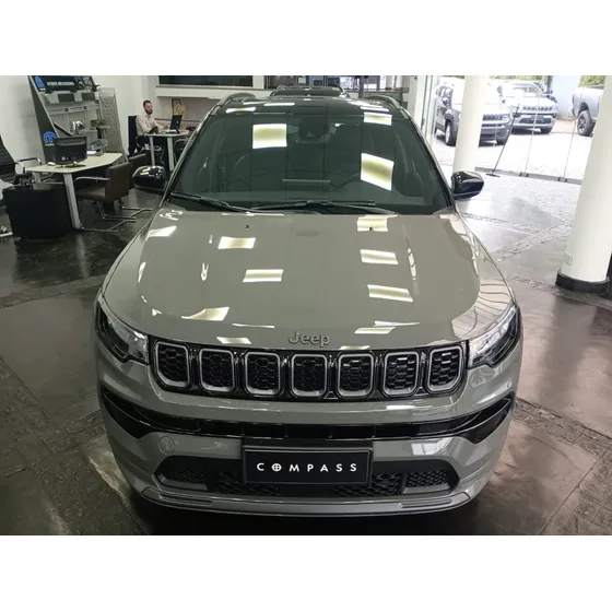 Jeep Compass 1.3 T270 Serie-s 4x2 At6
