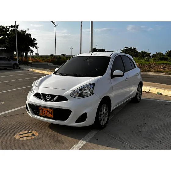 Nissan March 1.6 Sense At