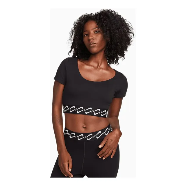 Top Nike Essential Original