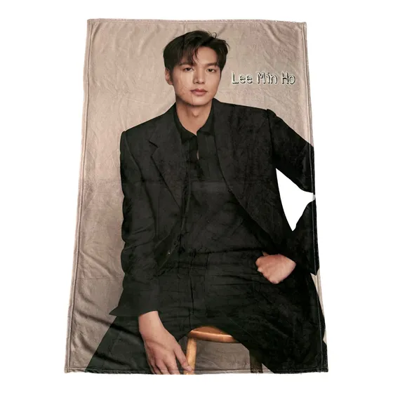 Frazada Cobija Viajera Lee Min Ho Ultra Suave Premium