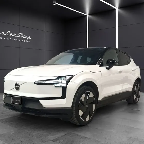 Volvo Ex30 2024 4p Plus Ev 69 Kwh Aut