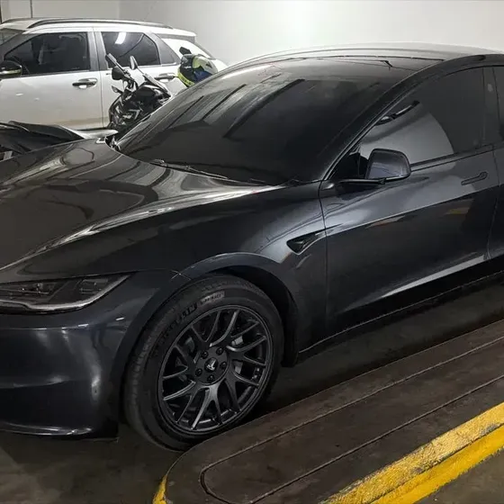 Tesla Model 3 2026 0.0 Rwd
