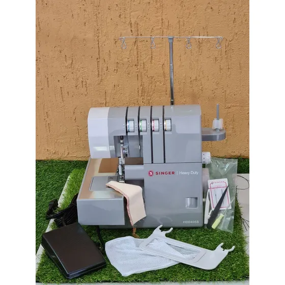 Máquina Overlock Fileteadora Singer Heavy Duty S0405