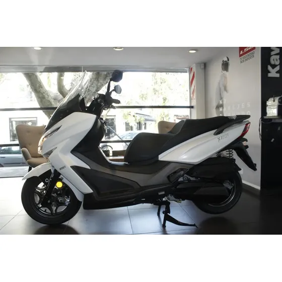 Kymco X Town 250 Abs 2025 No Honda Pcx 160 Xtown 250
