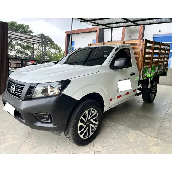 Nissan Frontier Estacas usado en Cali