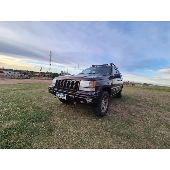 Jeep Grand Cherokee 5.2 Limited V8