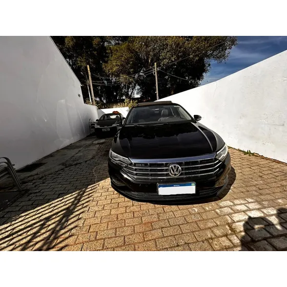 Volkswagen Jetta 1.4 Comfortline 250 Tsi Flex Aut. 4p