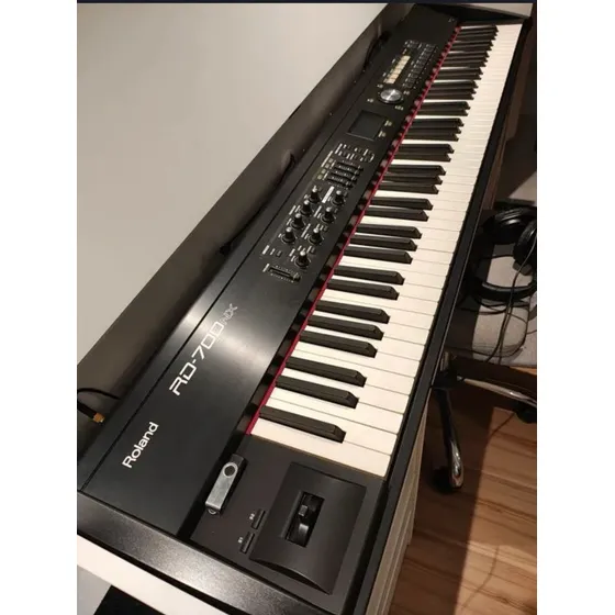 Teclado Roland Rd-700nx