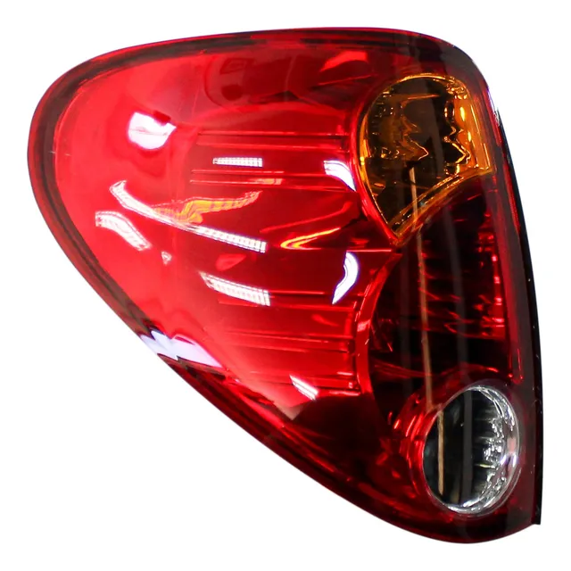 Faro Trasero Izquierdo Spaco Plástico Mitsubishi L200