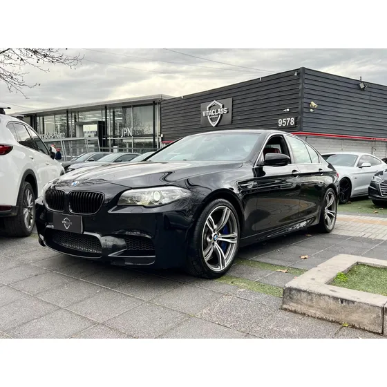 Bmw M5 F 10 V8 4.4