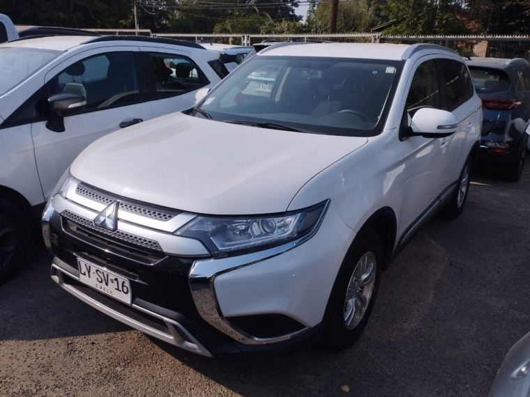 Mitsubishi Outlander 4x2 Mt 2020