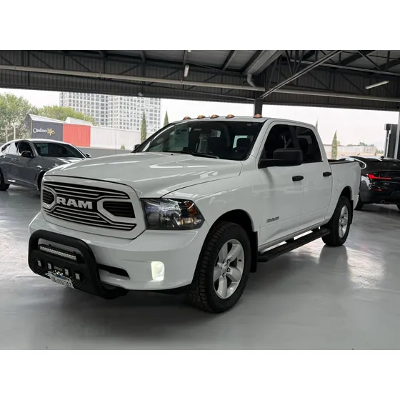 Ram Ram 1500 5.7 Hemi Sport 4x4 At