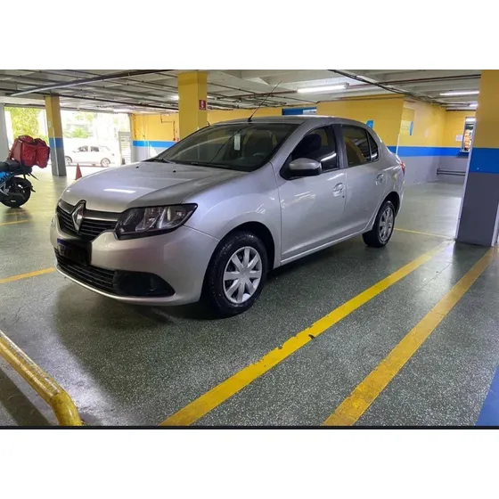 Renault Logan 1.6 Expression Hi-power 4p