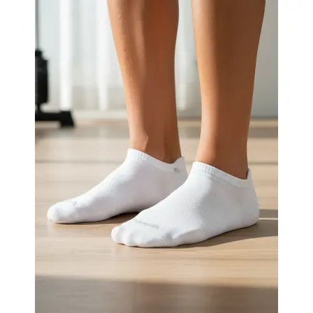 Kit 12 Pares Meias Esportivas Invisíveis Sem Felpa Mash Branco Liso 39-44