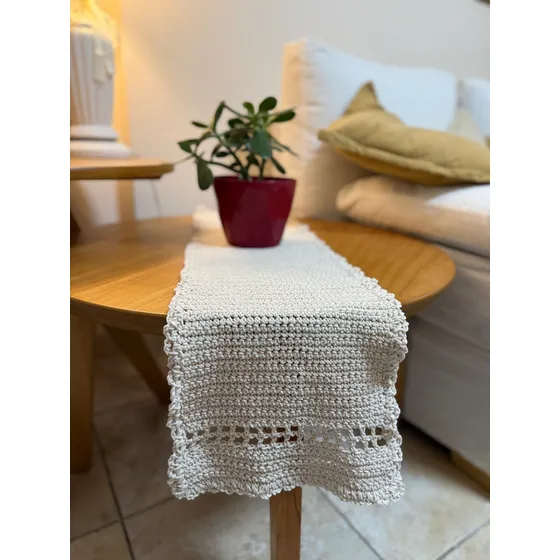 Camino De Mesa A Crochet Crudo Lisa