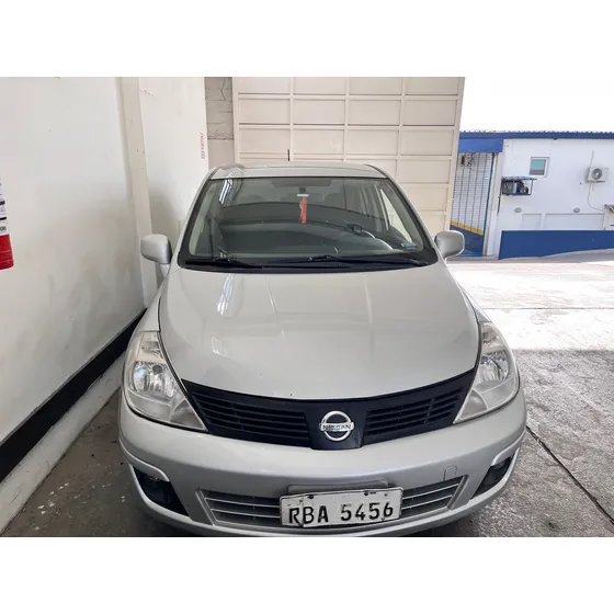 Nissan Tiida 1.8 Sense Sedan Mt
