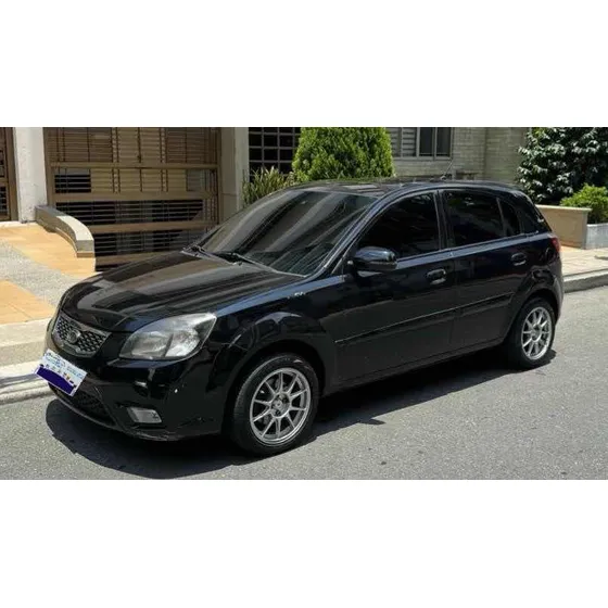 Kia Rio Xcite Full Equipo